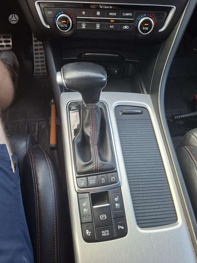 Kia Optima, 1.7 l., wagon