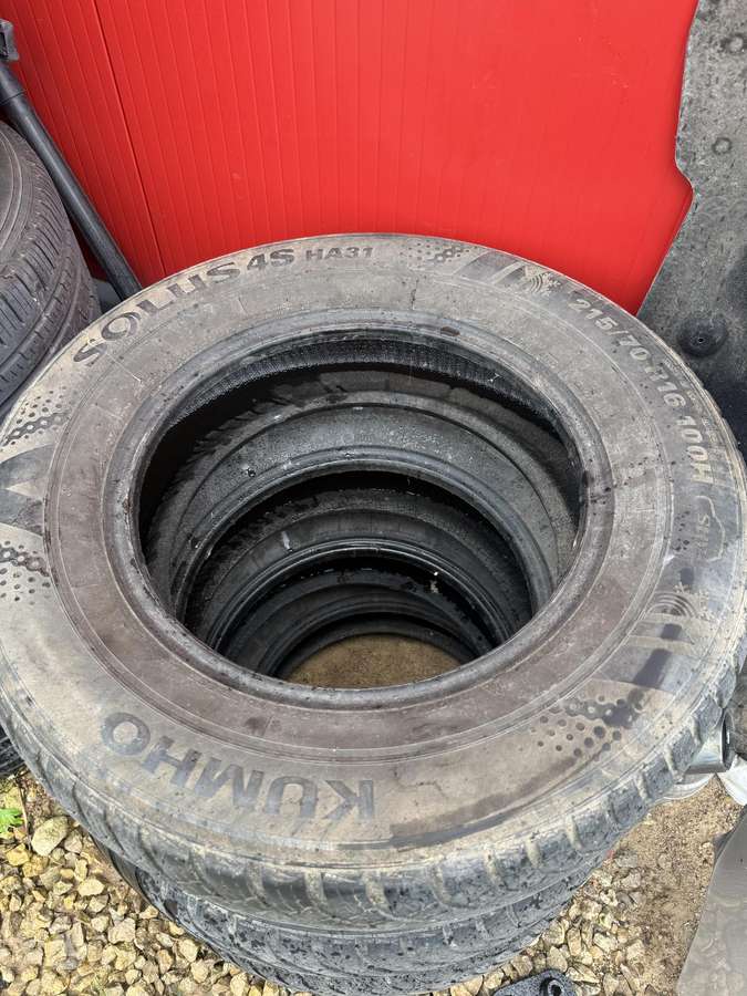 Kumho, universalios 215/70 R16