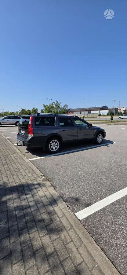 Volvo XC70, 2.4 l., wagon