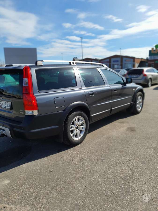 Volvo XC70, 2.4 l., wagon