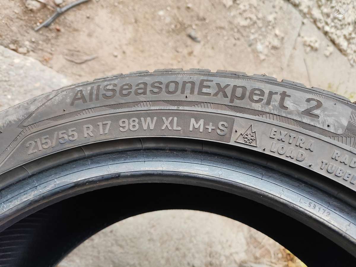 Uniroyal, universalios 215/55 R17