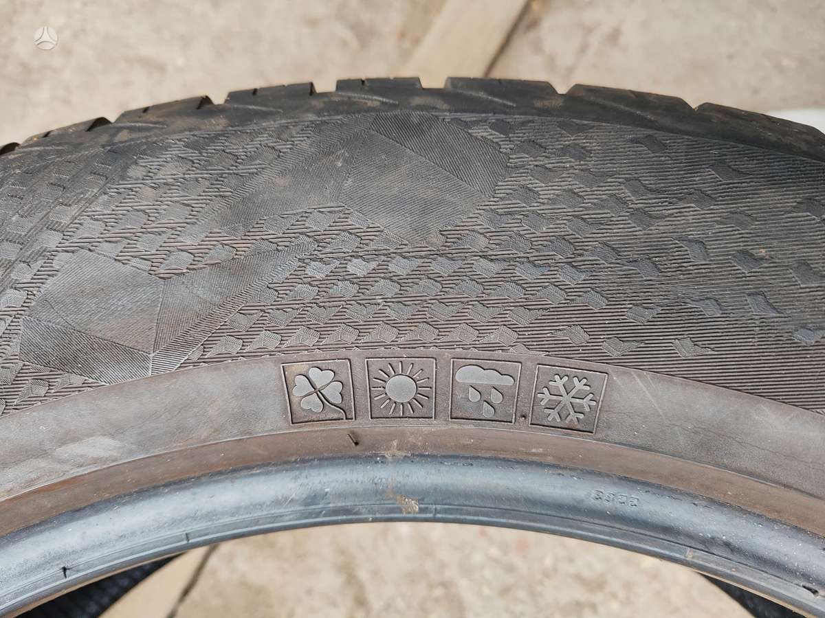 Vredestein, universalios 235/55 R18