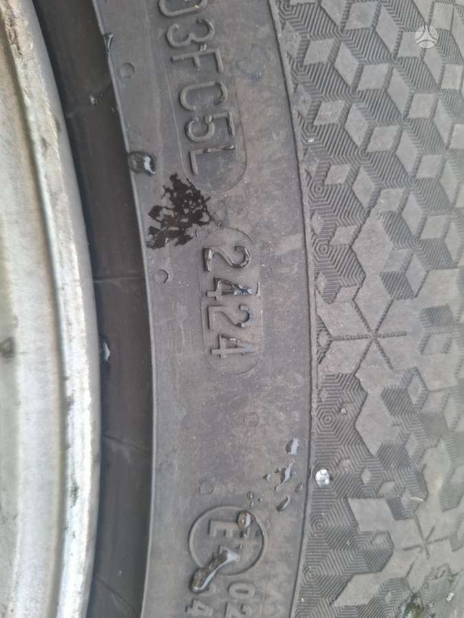 Continental, зимние 225/60 R17