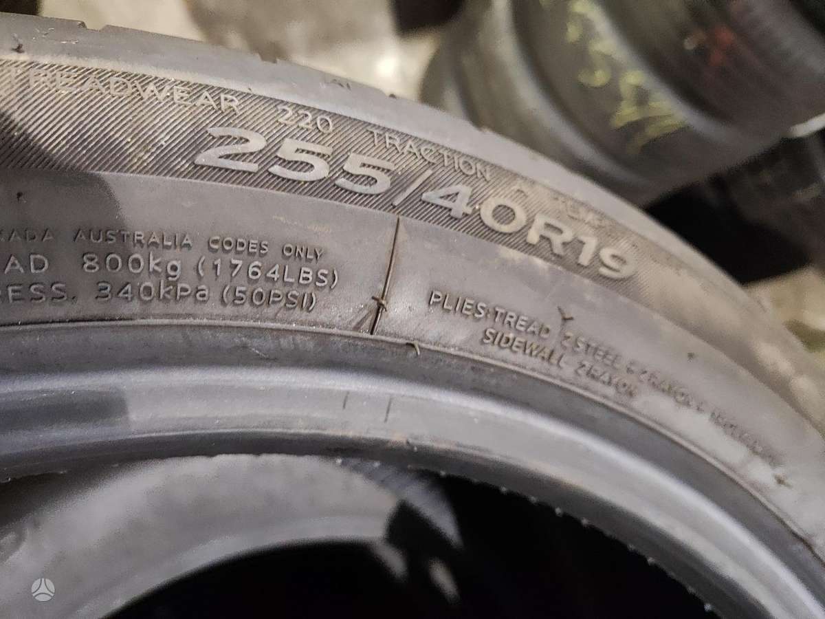 Hankook, vasarinės 255/40 R19