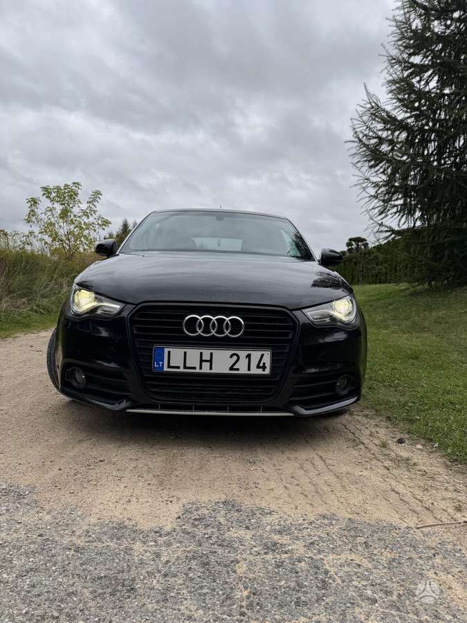 Audi A1, 1.6 l., hatchback