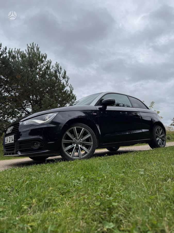Audi A1, 1.6 l., Хэтчбек