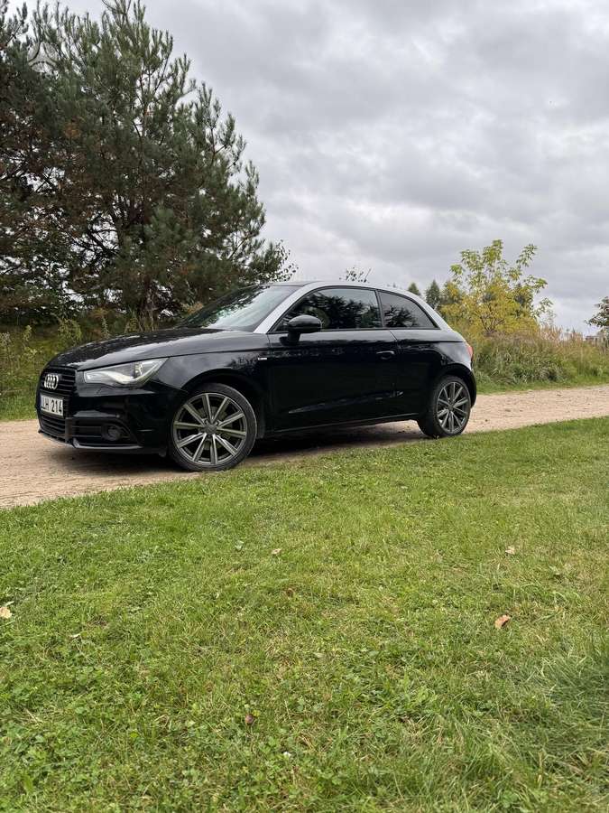 Audi A1, 1.6 l., hatchback