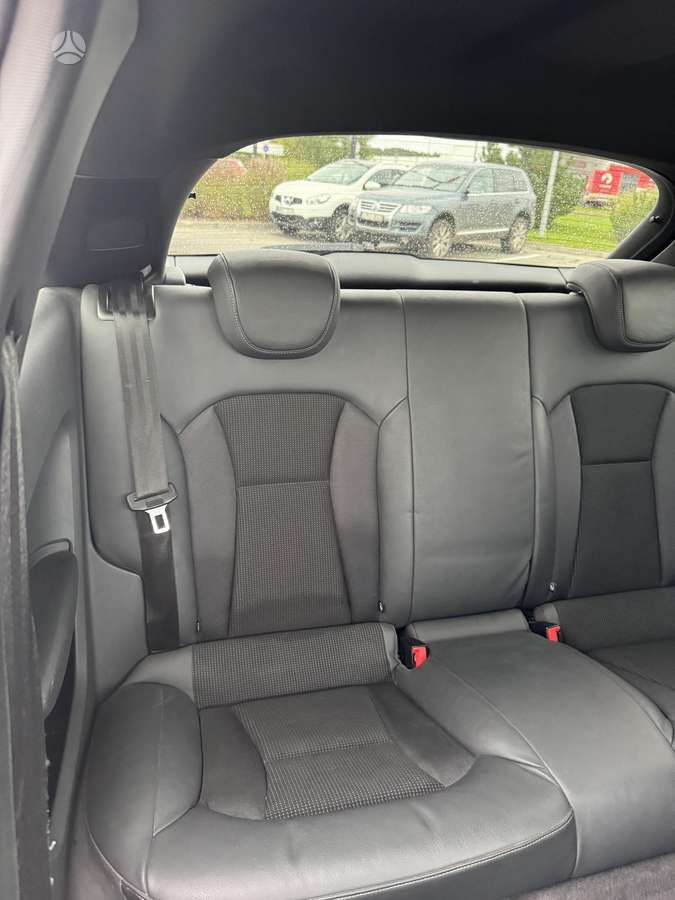 Audi A1, 1.6 l., Хэтчбек