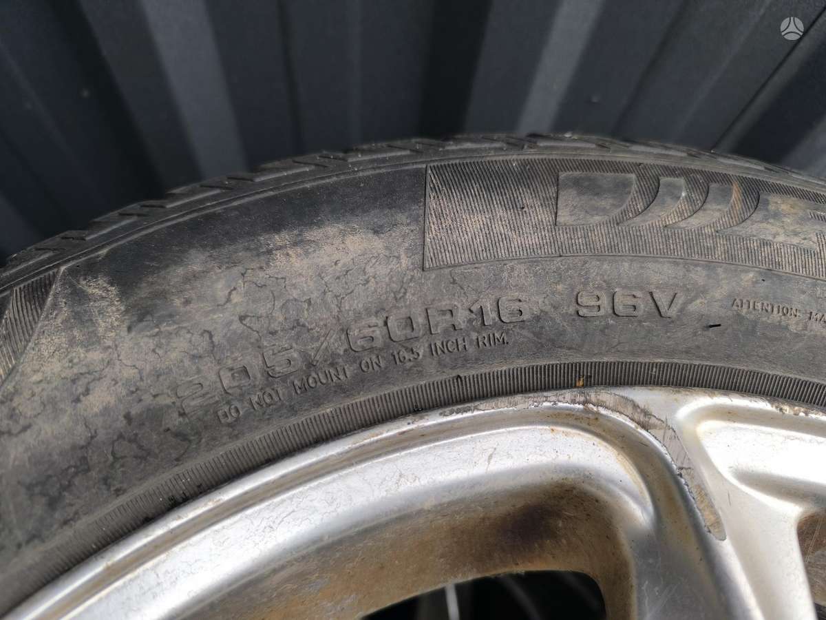 Volkswagen, light alloy, R16