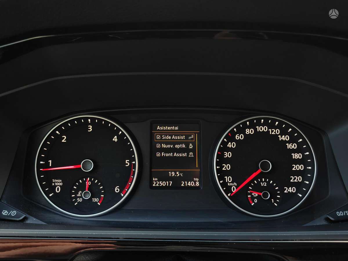 Volkswagen Multivan, 2.0 l., Минивэн