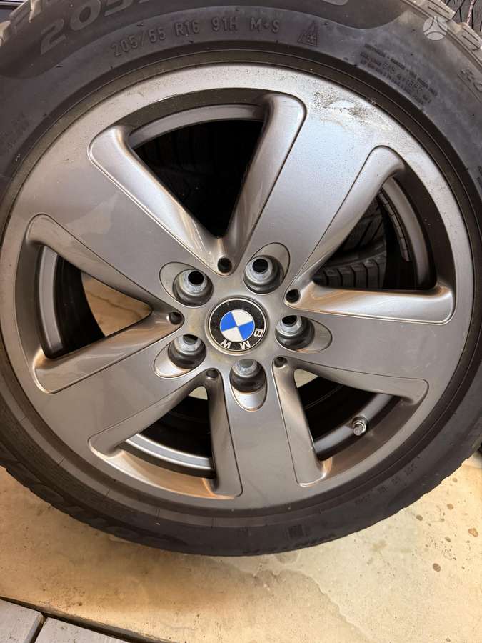 BMW, lengvojo lydinio, R16