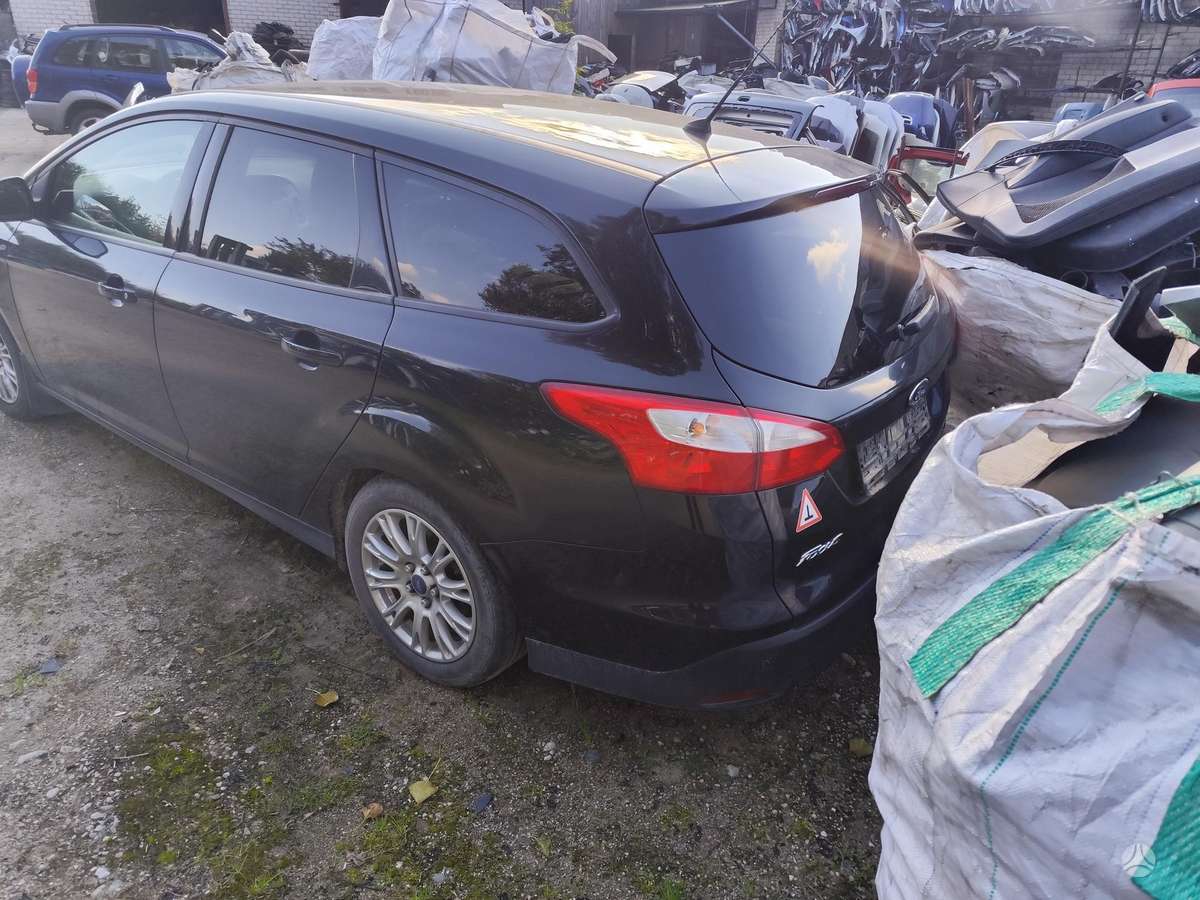 Ford Focus по частям