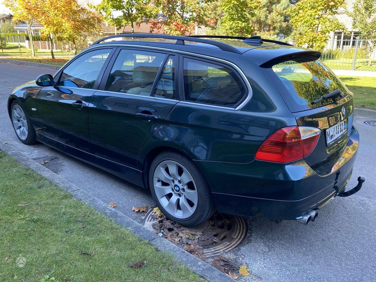 BMW 325, 3.0 l., wagon