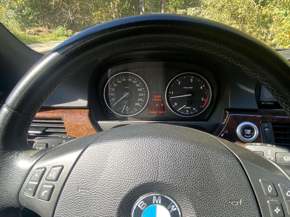 BMW 325, 3.0 l., wagon