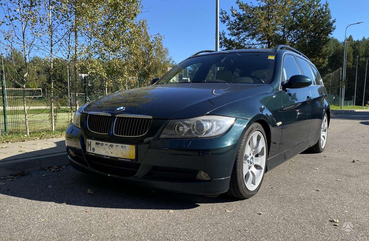 BMW 325, 3.0 l., wagon