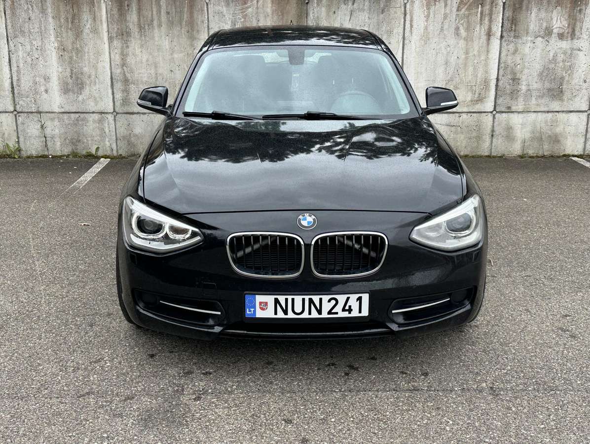 BMW 118, 2.0 l., Хэтчбек