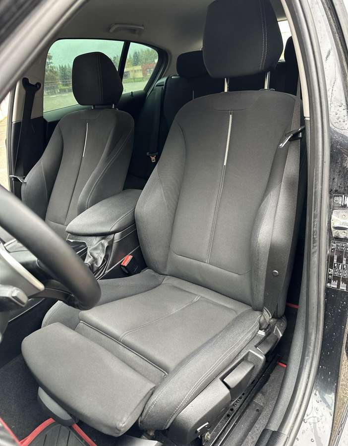 BMW 118, 2.0 l., hatchback