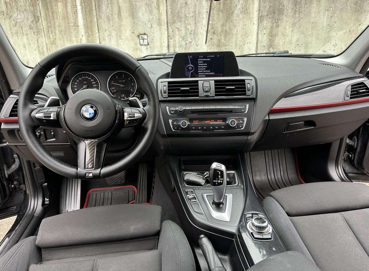 BMW 118, 2.0 l., hatchback