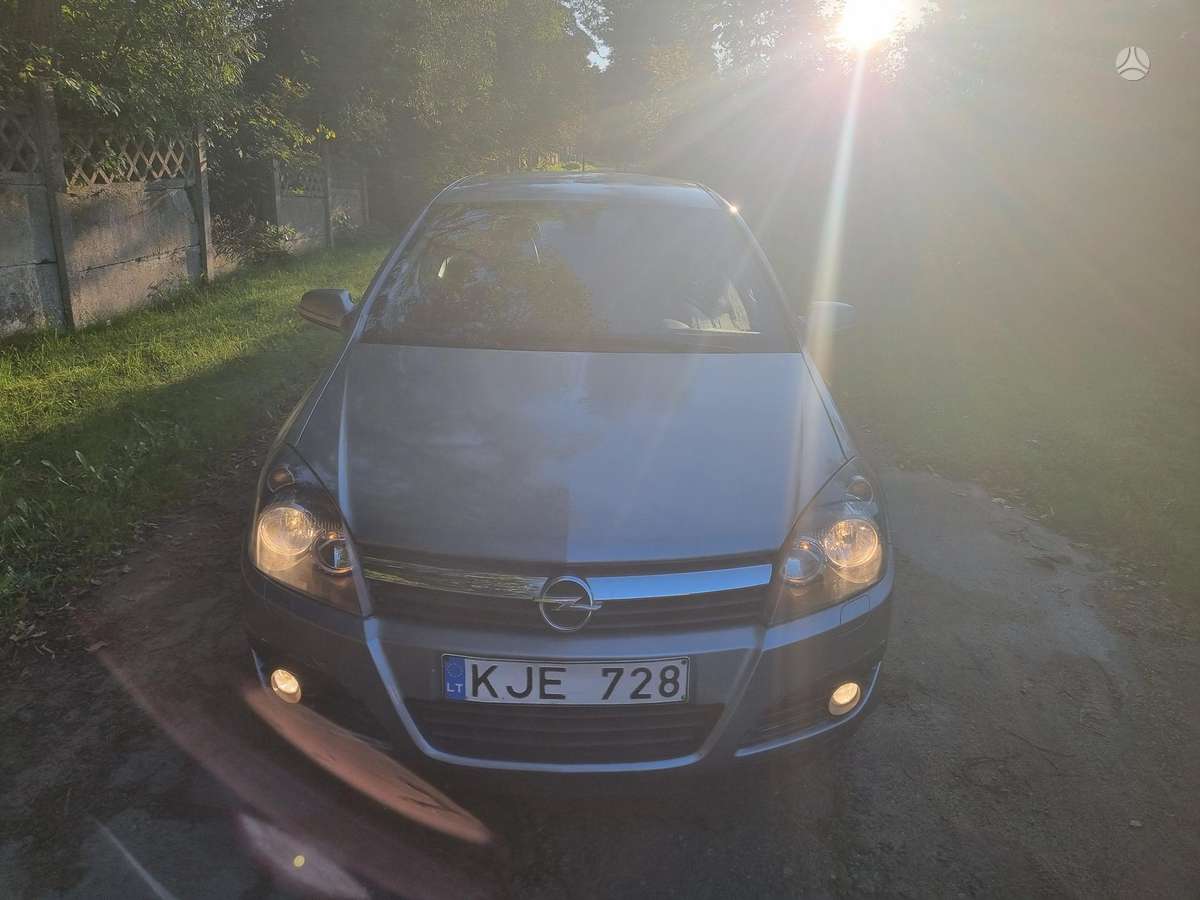 Opel Astra, 1.7 l., hatchback