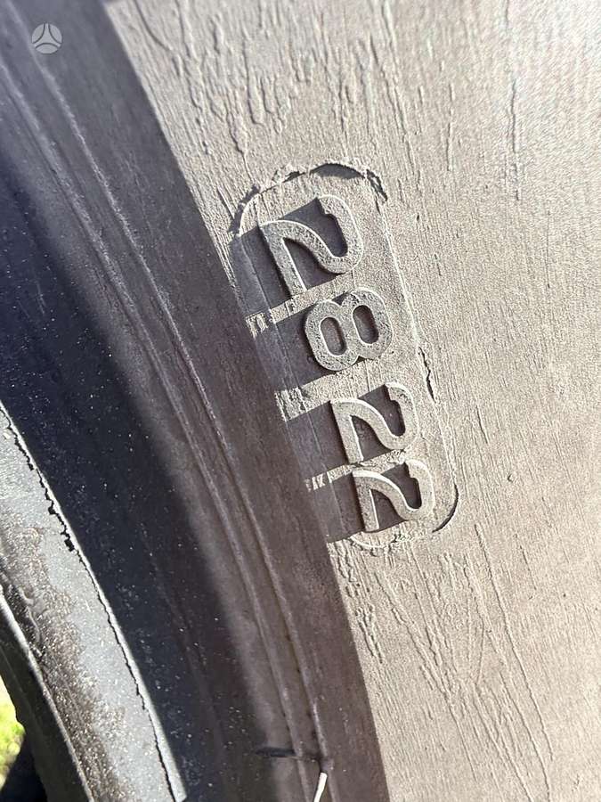 Bridgestone Blizzak LM005, winter 235/55 R18