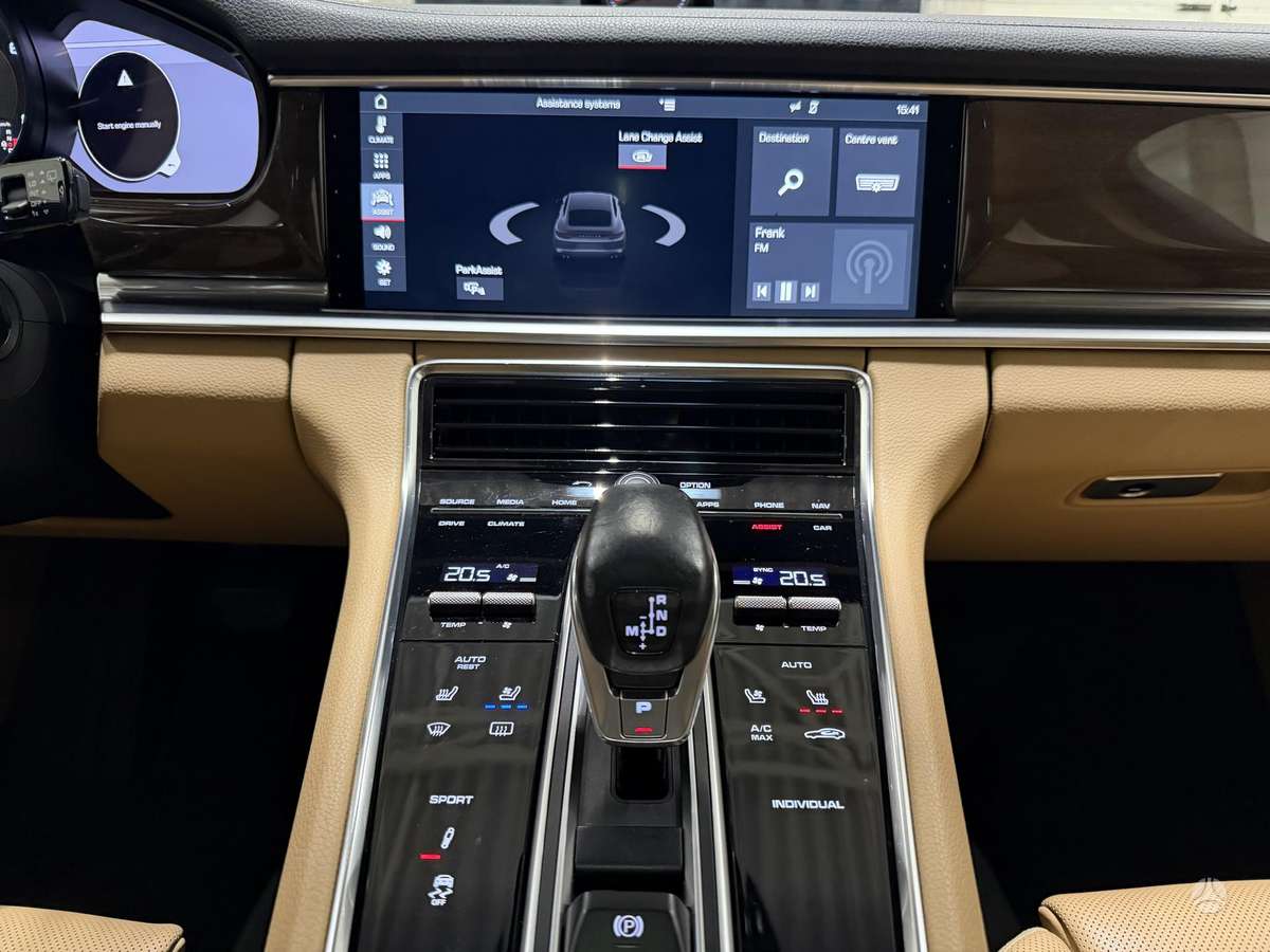 Porsche Panamera, 3.0 l., hatchback