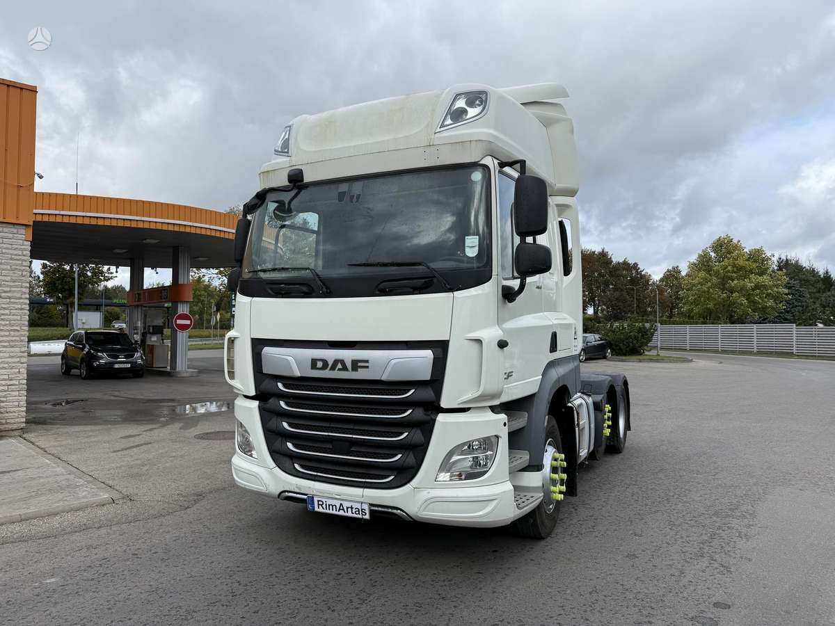 DAF CF 480, 1 miegamoji vieta