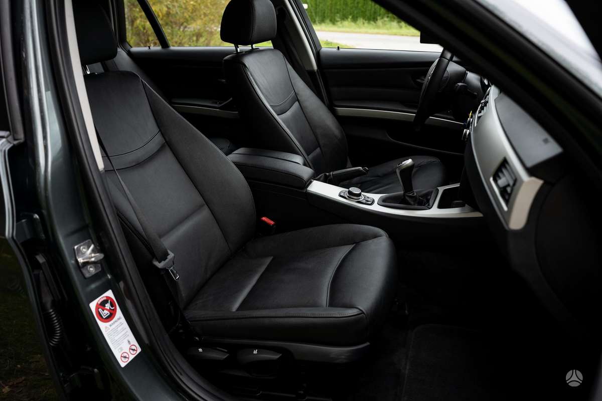 BMW 320, 2.0 l., universalas