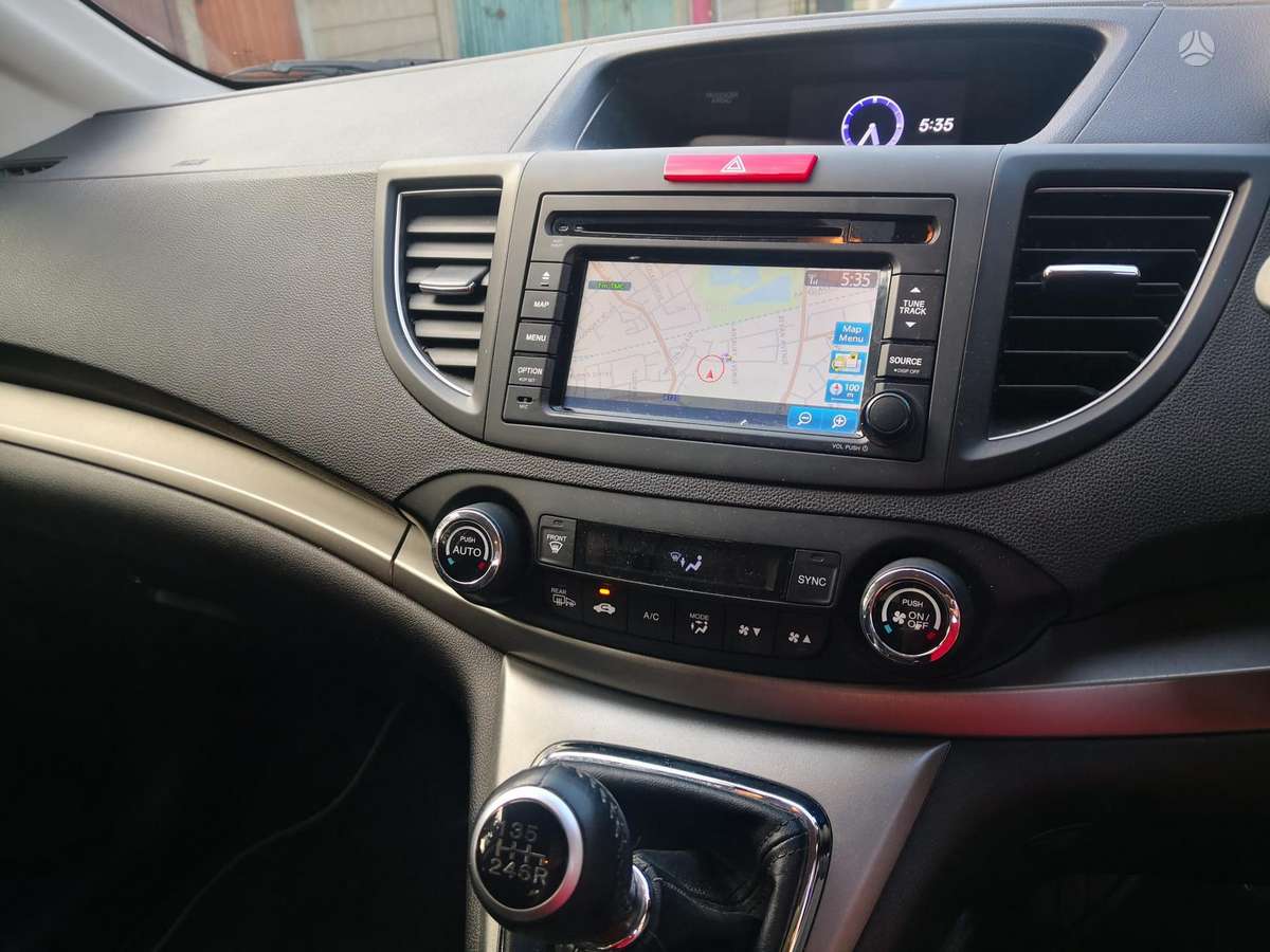 Honda CR-V 2015 — двигун 1600 cm³, 120 HP (88kW)