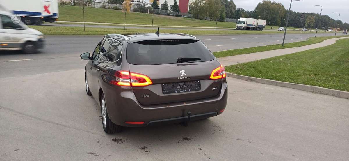 Peugeot 308, 1.6 l., Универсал