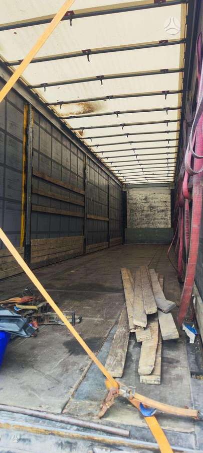 Schmitz Schmitz mega, curtainsider with dropside
