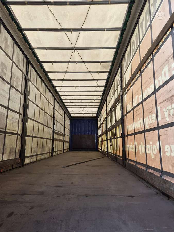Krone MEGA, curtain / tarpaulin