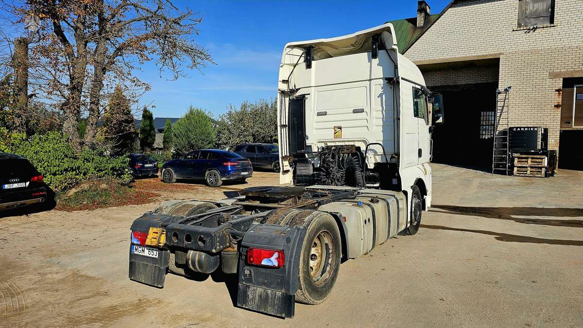 MAN TGX 18.440, 2 miegamosios vietos