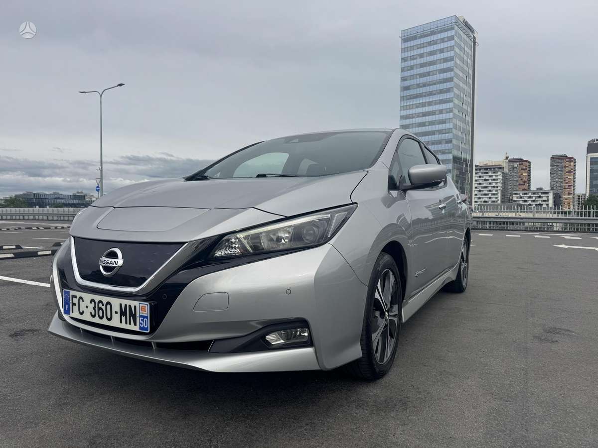 Nissan Leaf, 40 kWh, hatchback