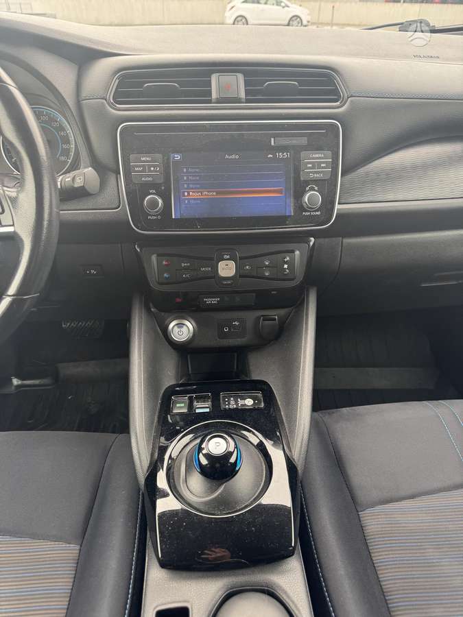 Nissan Leaf, 40 kWh, hatchback