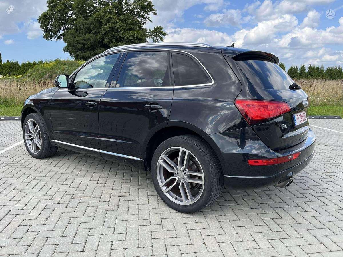 Audi Q5, 2.0 l., Внедорожник / Кроссовер