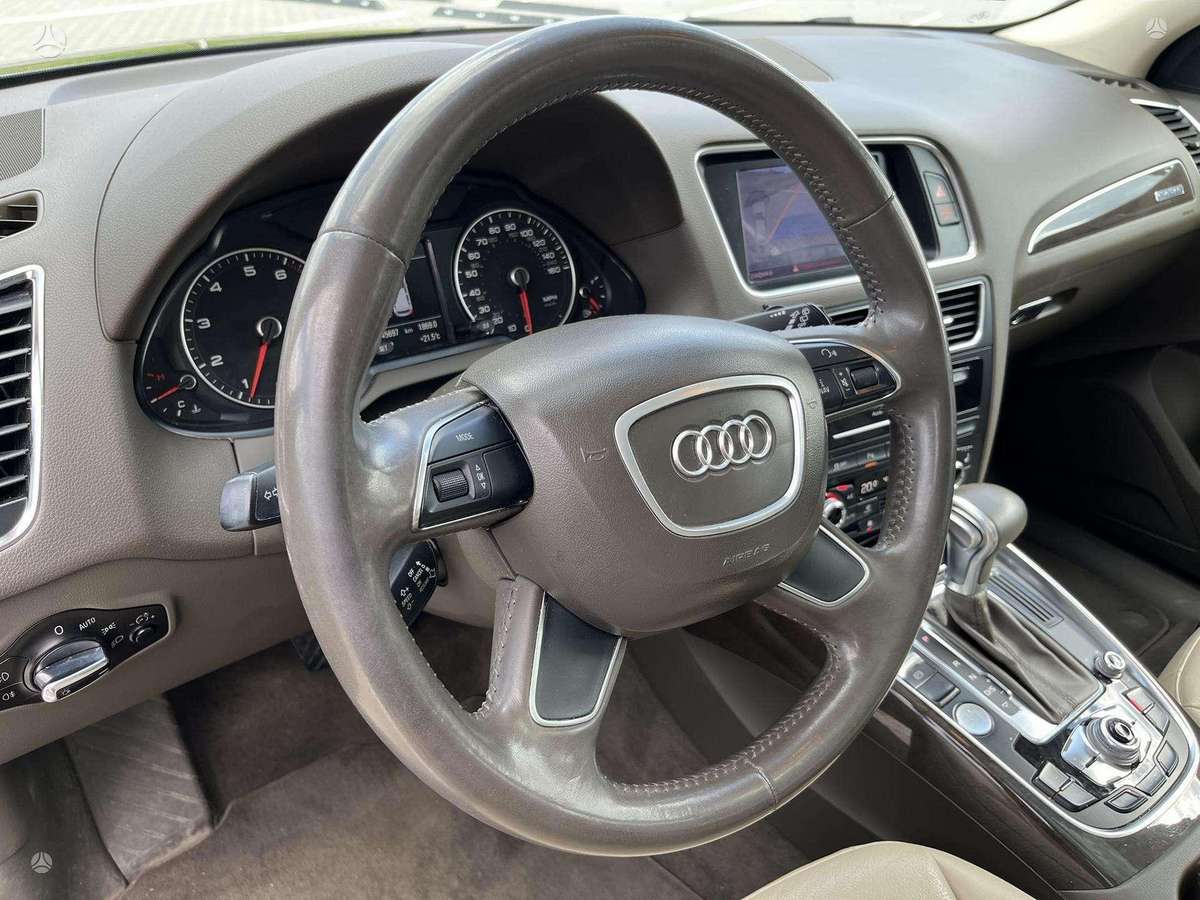 Audi Q5, 2.0 l., Внедорожник / Кроссовер