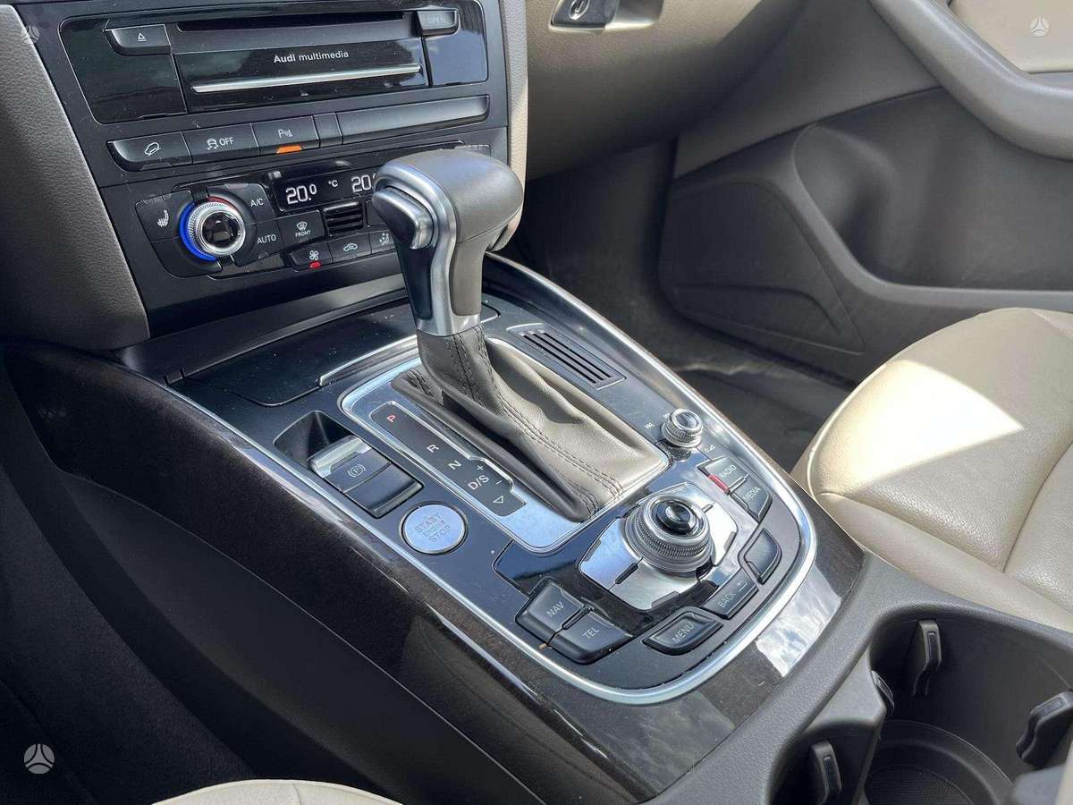 Audi Q5, 2.0 l., Внедорожник / Кроссовер