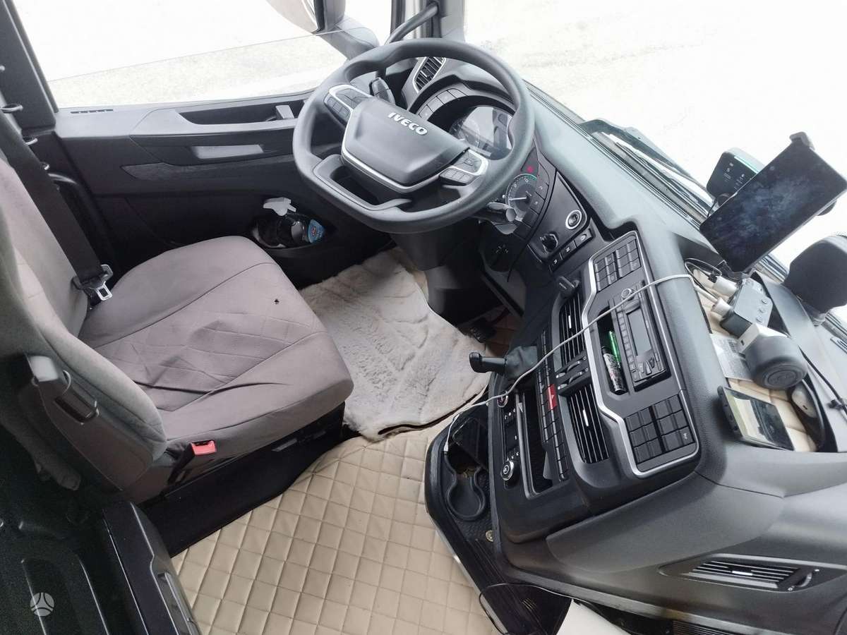 Iveco S-Way, 2 спальных места