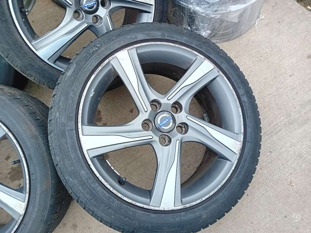 Volvo, lengvojo lydinio, R17