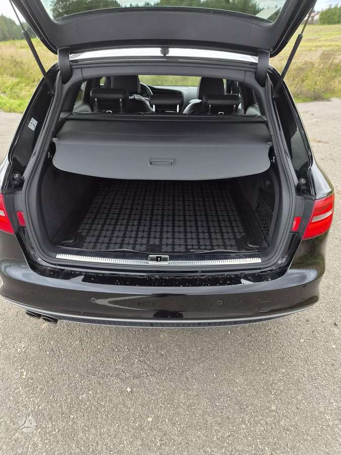 Audi A4, 2.0 l., Универсал
