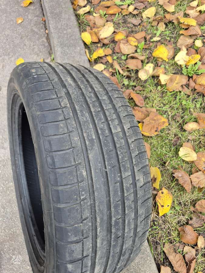 Accelera, летние 225/40 R19