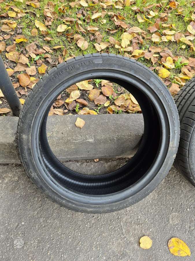 Accelera, летние 225/40 R19