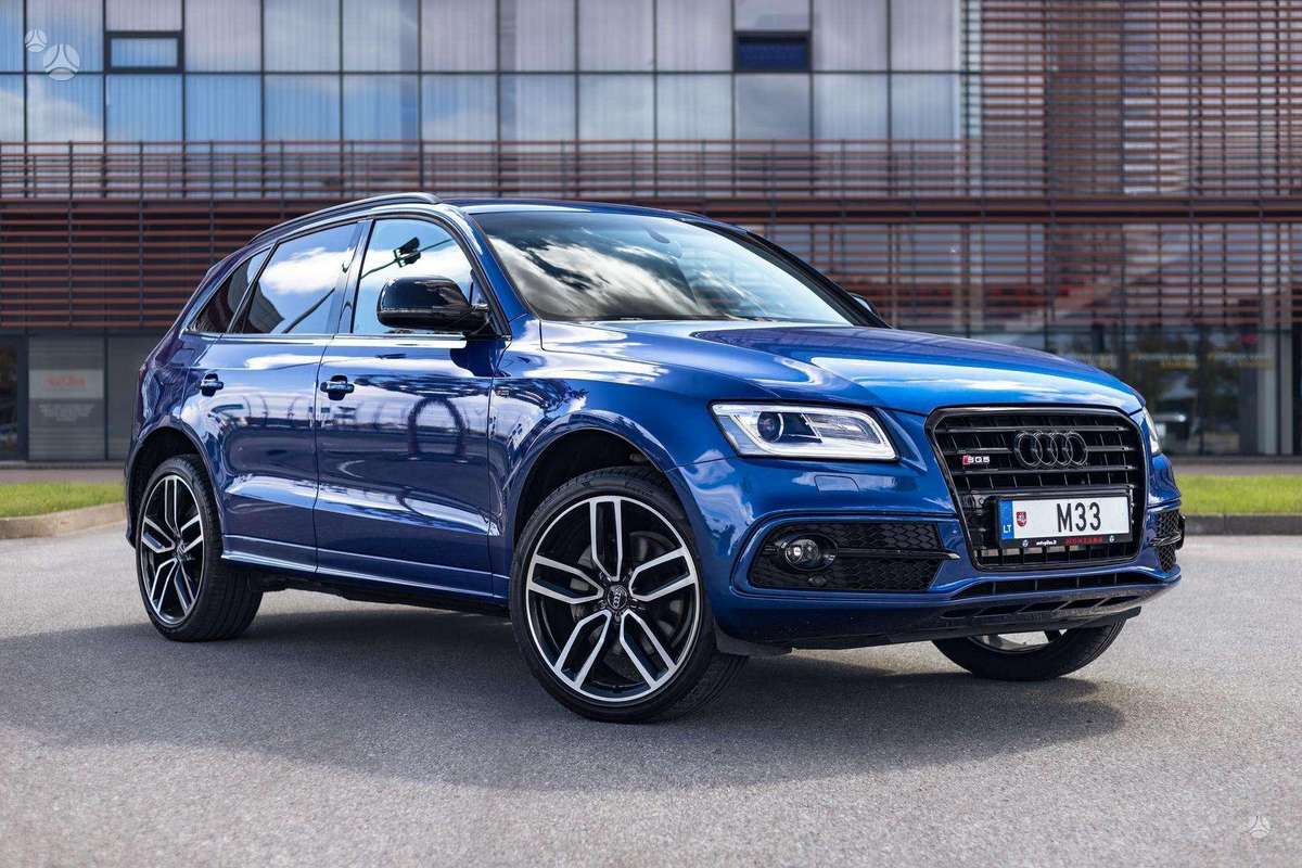 Audi Q5, 3.0 l., off-road / crossover