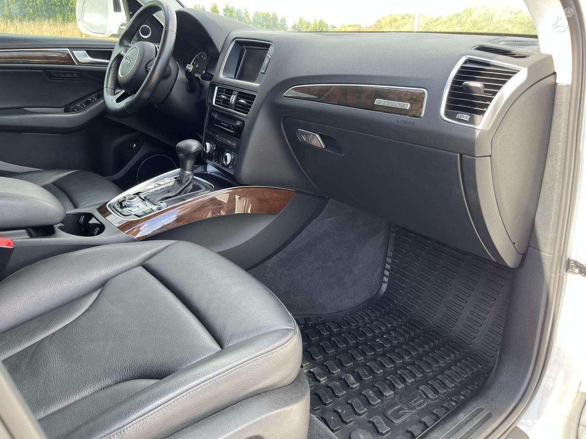 Audi Q5, 3.0 l., Внедорожник / Кроссовер