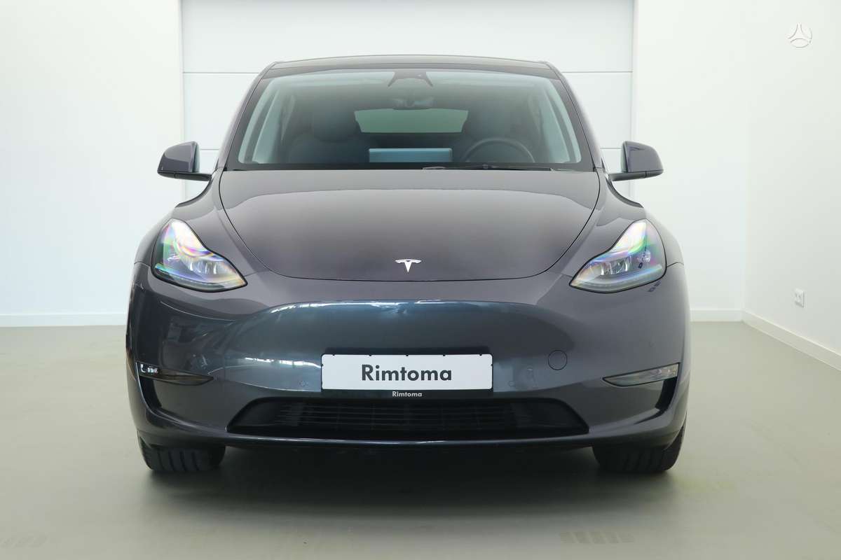 Tesla Model Y, 82 kWh, off-road / crossover