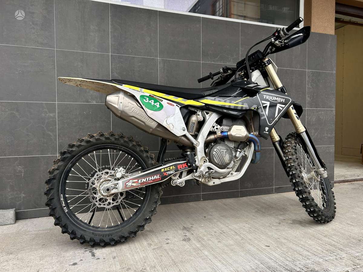 Triumph TF 250-X, krosiniai