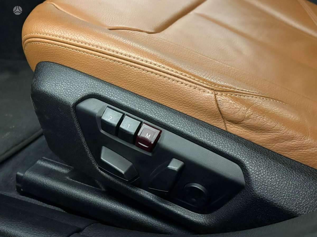 BMW 320, 2.0 l., Седан