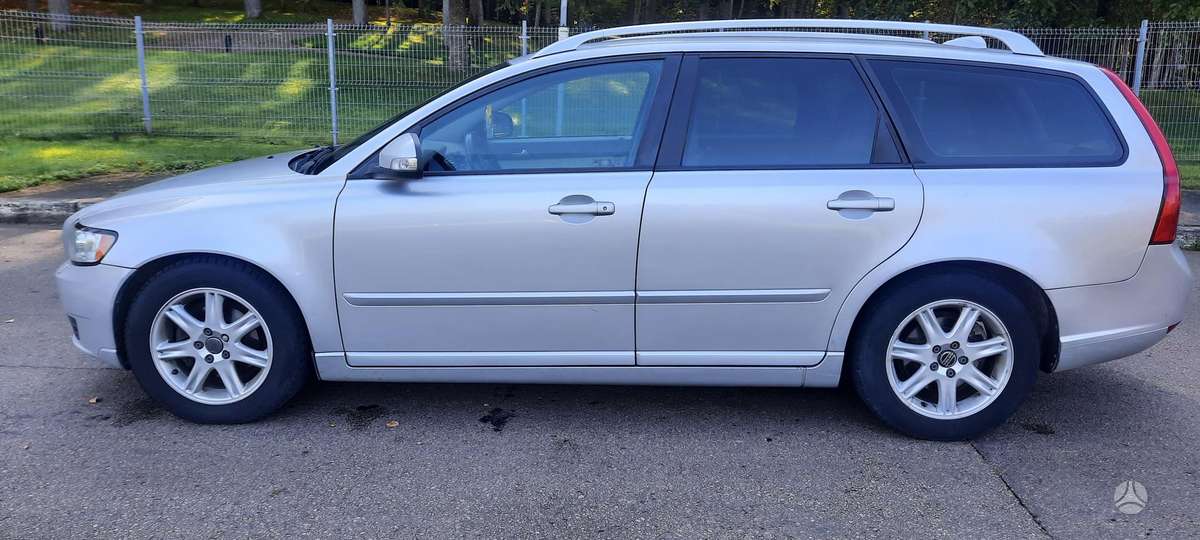 Volvo V50, 1.6 l., wagon