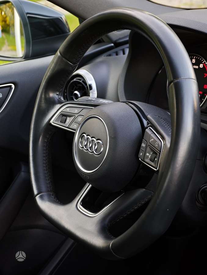 Audi A3, 1.5 l., Седан