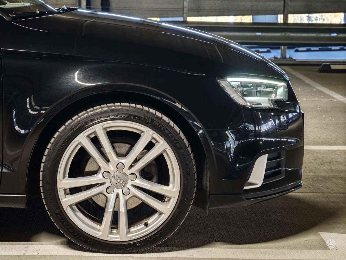 Audi A3, 1.5 l., Седан